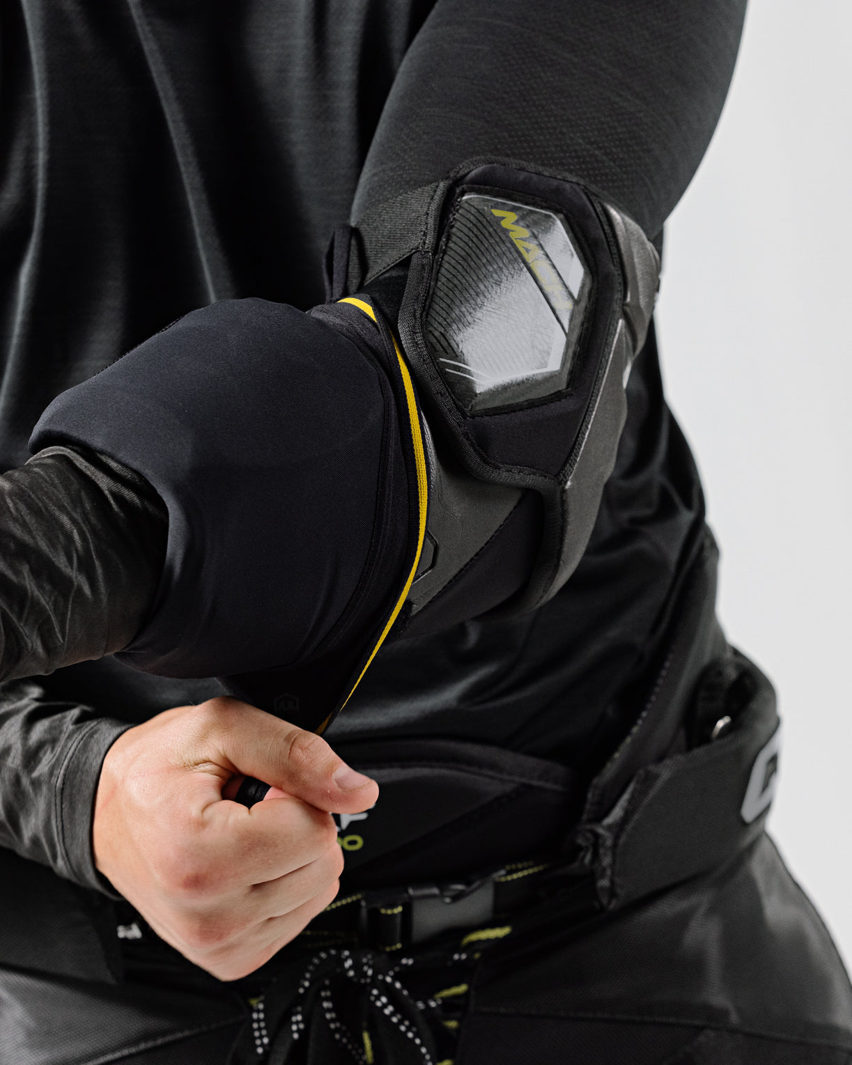 TILO Pro Padloc Neck & Wrist Top - SR/JR – WARROAD Canada
